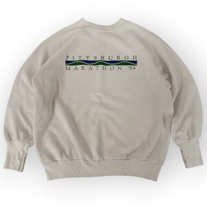 1989 Pittsburgh Marathon Cream Sweater